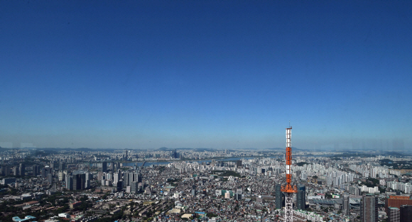 미세먼지 물러간 서울도심