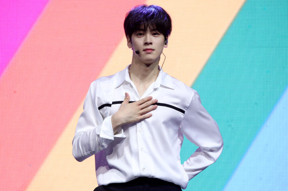 차은우, 현실 ’만찢남’