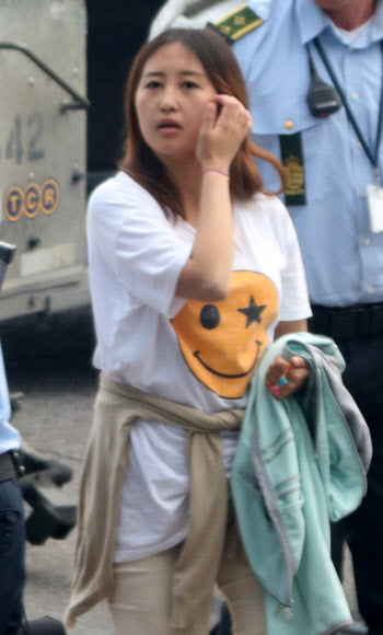 정유라, 암스테르담 경유 항공기 탑승