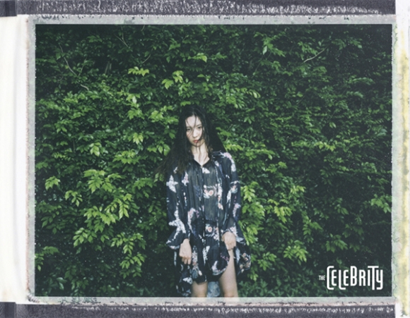 더 셀러브리티 제공.