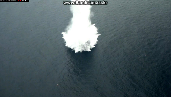 목표 명중하는 현무2 미사일