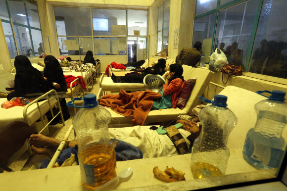 콜레라 발병 희생자 늘어나고 있는 예멘 