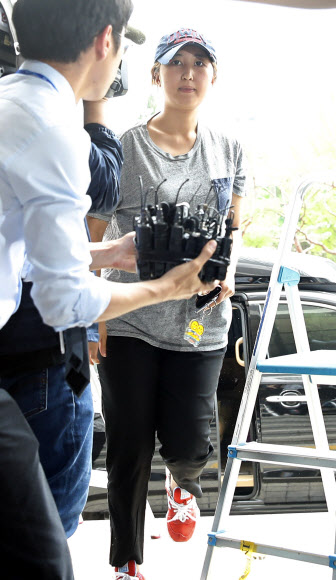 정유라, 두 번째 영장기각 후 첫 조사