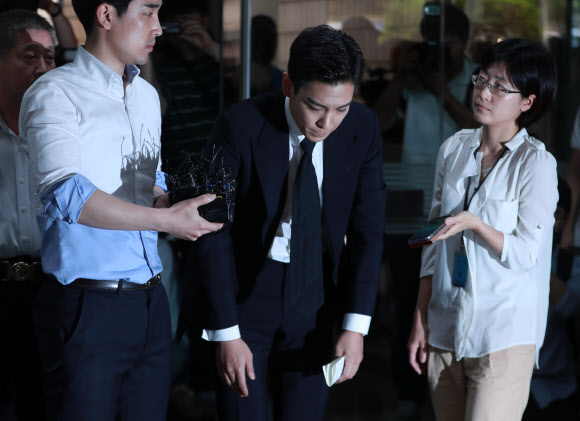 사과하는 빅뱅 탑