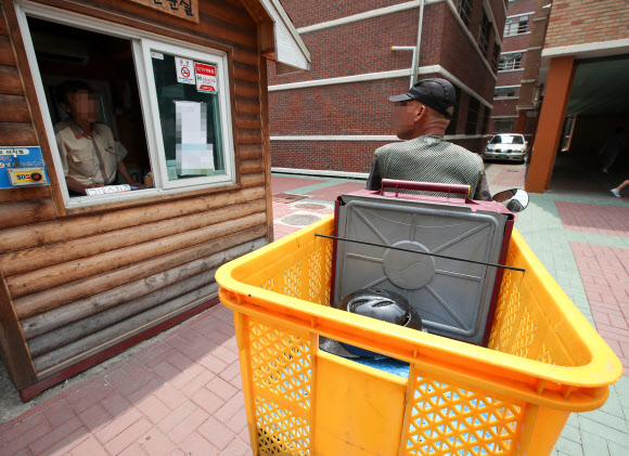 급식파업에 배달음식점 호황?