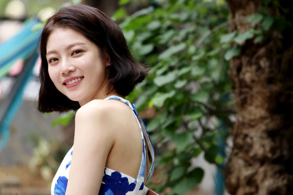 공승연, 아름다운 단발머리