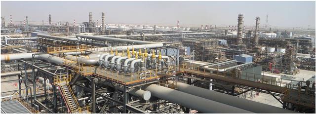 GS건설이 건설한 UAE 루와이스 정유공장 전경. GS건설 제공