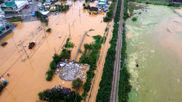 수중도시로 변한 청주