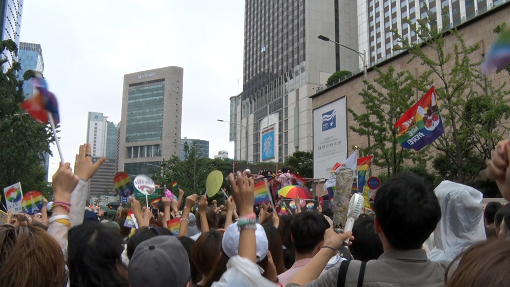 15일 서울 도심서 펼쳐진 퀴어 퍼레이드. 김형우 기자 hwkim@seoul.co.kr