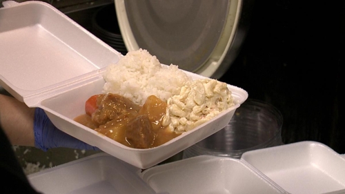 美 뉴욕 지하철 ‘쌀밥금지령’ 내리나…“밥이 사방에 떨어져”