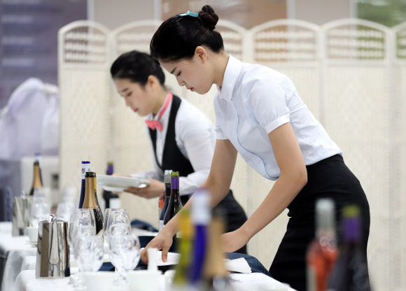 호텔 테이블 차림은 이렇게