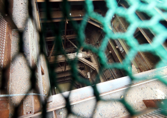 폭우로 인부 고립됐던 지하철 공사장