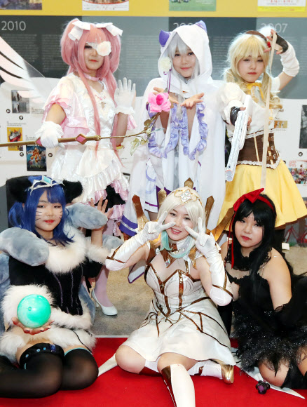 ’만화책에서 나온 듯’