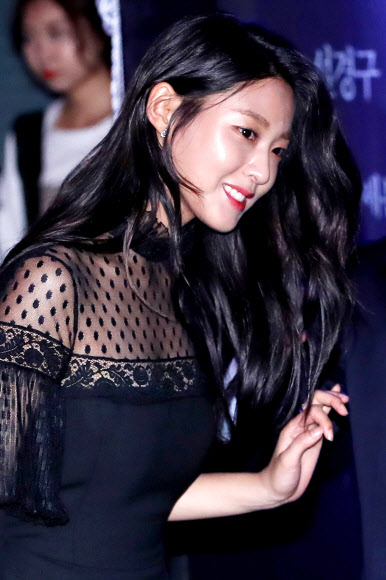 설현, 언제나 예쁨