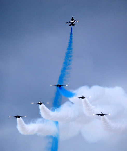 블랙이글스의 에어쇼