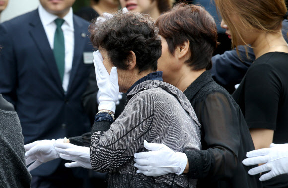 순직 장병 보내는 눈물의 배웅길