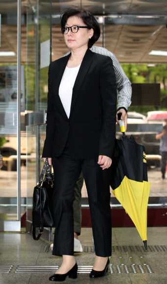 서미경 ’법정으로’