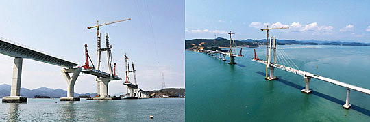 공사가 한창 진행 중인 장보고대교.