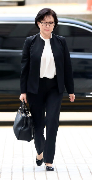 법정 향하는 서미경