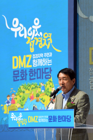 8.축사하는 자유한국당 안상수 의원