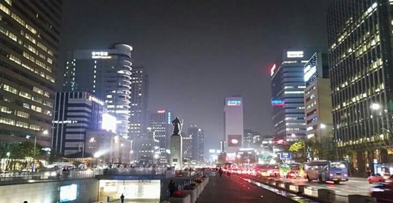 잠들지 못하는 서울의 밤. 서울신문 DB