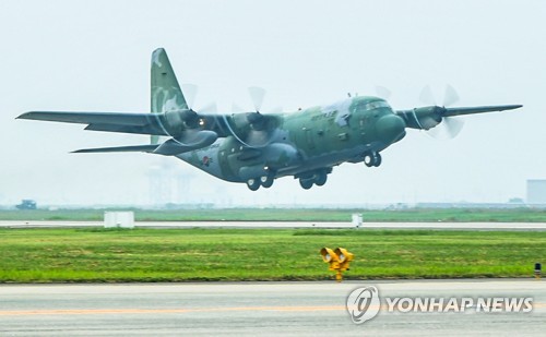 군이 성능개량을 진행 중인 C-130H 수송기 연합뉴스 자료사진