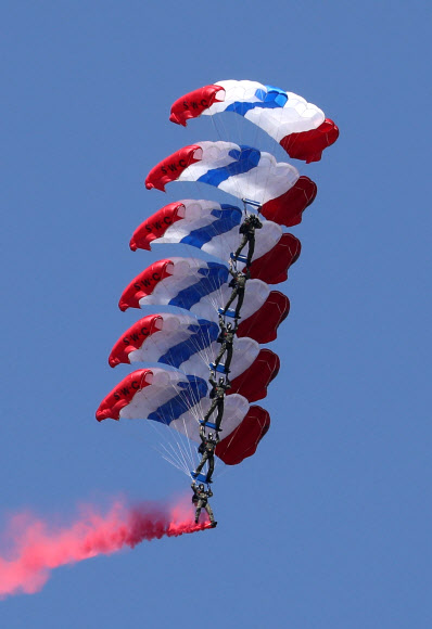 건군 69주년 국군의날 기념식 연합고공강하