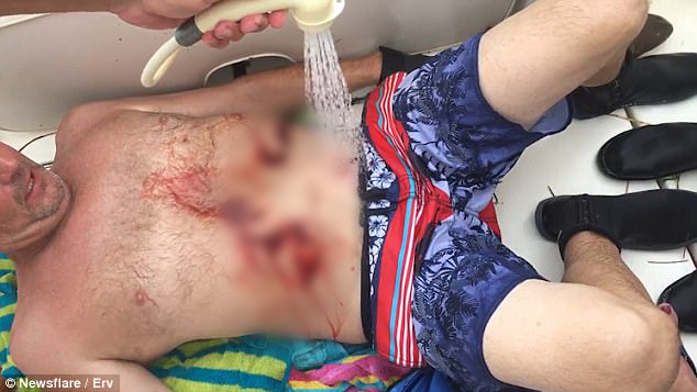 유튜브 영상 캡처. Newsflare Clips.