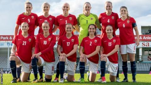 노르웨이 여자축구 대표팀은 여자월드컵을 한 차례, 유럽축구선수권을 두 차례나 우승했다. AFP 자료사진 
