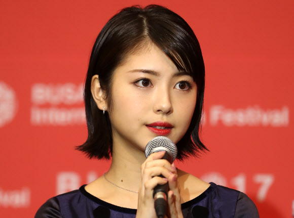 ’너의 췌장을 먹고 싶어’의 배우 하마베 미나미