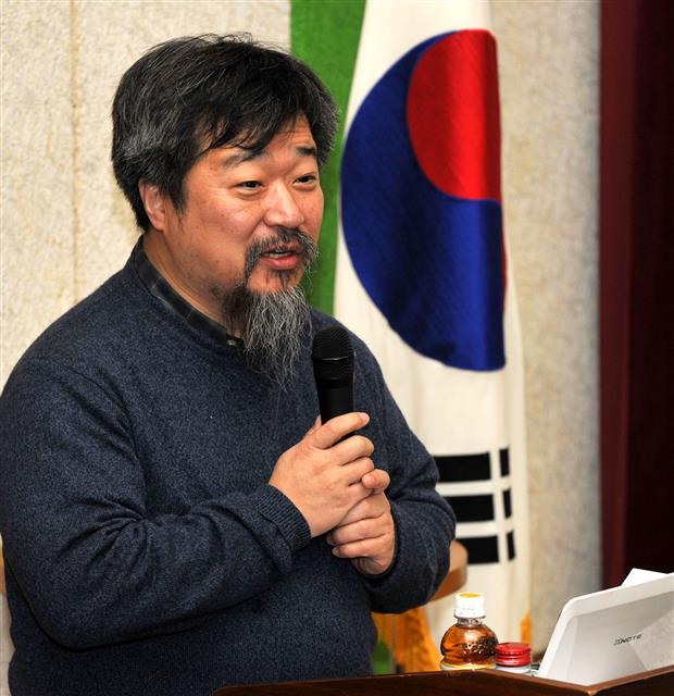 한홍구 성공회대 교수
