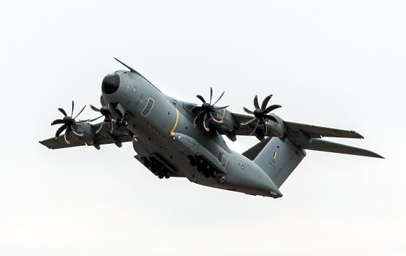 에어버스 A400M, 시범 비행