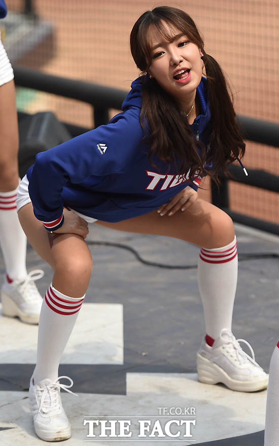 기아 타이거즈 치어리더 김맑음