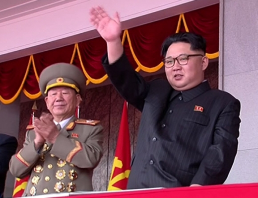 김정은 북한 노동당 위원장과 황병서 총정치국장