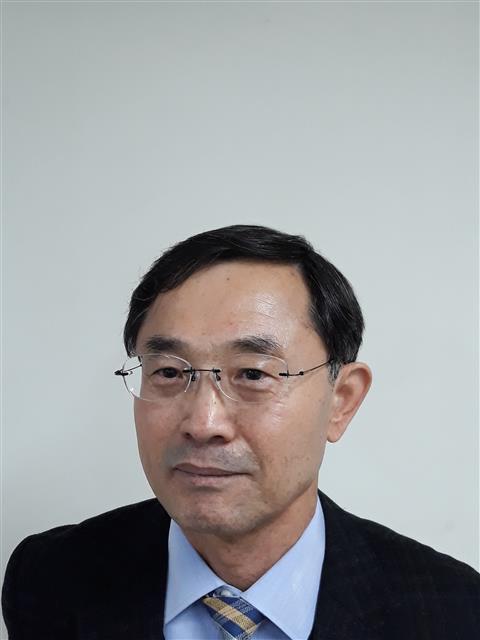 손석정 한국체육정책학회장·남서울대 교수