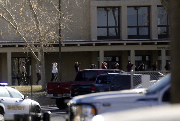 미국 뉴멕시코주 고등학교서 총격 사건…학생 2명 사망