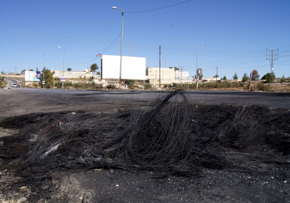 화약고로 변한 서안 라말라 시위 현장