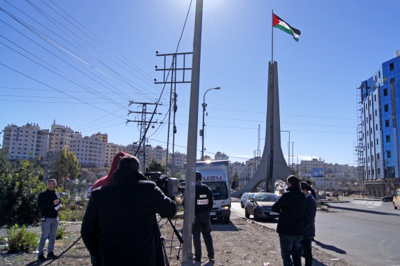 화약고로 변한 서안 라말라 시위 현장