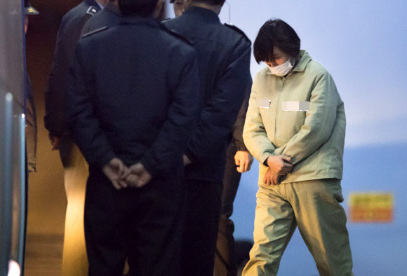 수의 입은 장시호