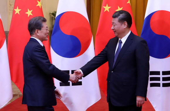 한-중 정상, MOU 서명식을 마치고