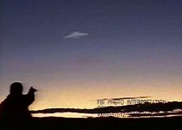 UFO는 수많은 음모론과 미스테리를 만들어왔다.