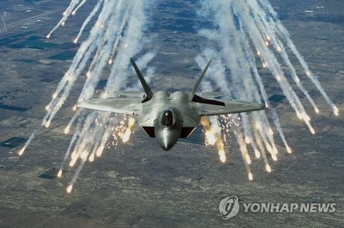 미 공군의 F-22 ‘랩터’ 스텔스기[위키미디어 제공] 연합뉴스
