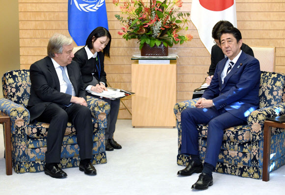 일본 아베-구테흐스, 도쿄서 회담