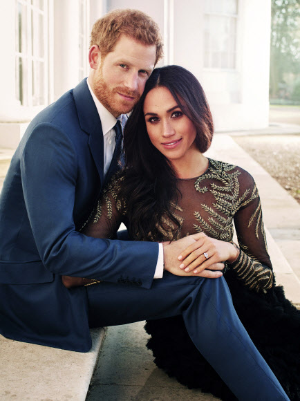 영국 해리 왕자의 공식 약혼사진 런던 AP 연합뉴스