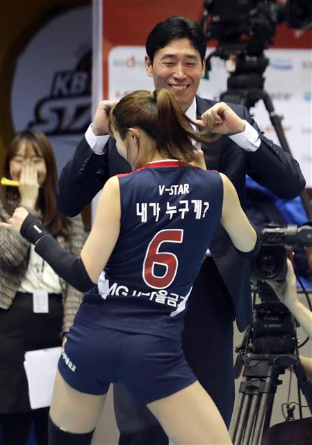 신진식 감독 ‘이다영과 춤을’