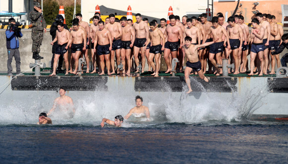 한파를 견디는 SSU