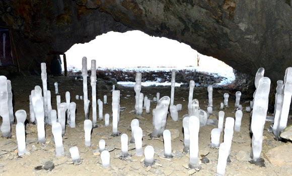 동장군이 연출한 역고드름