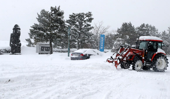 끝없는 제설작업