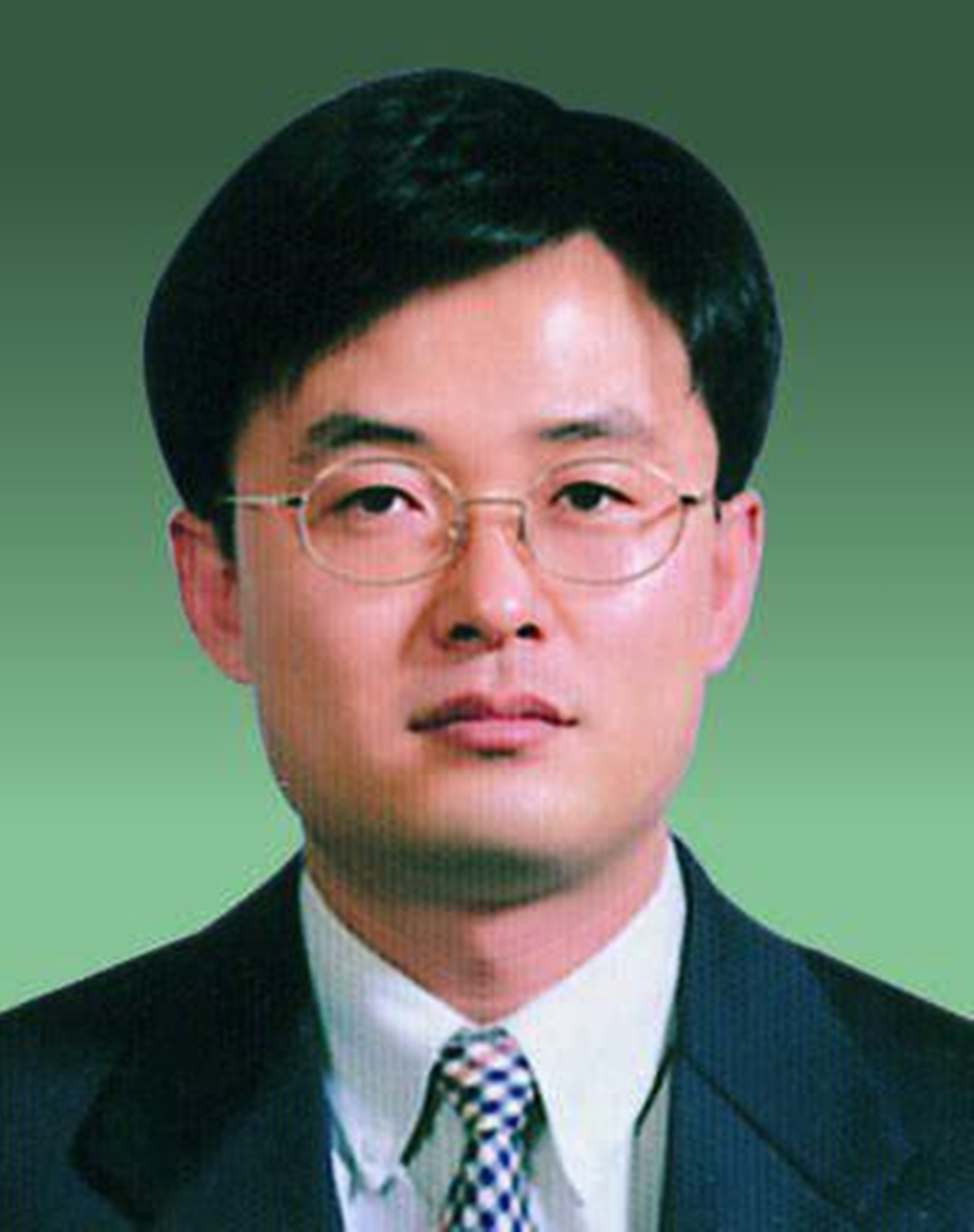 김진동 부장판사