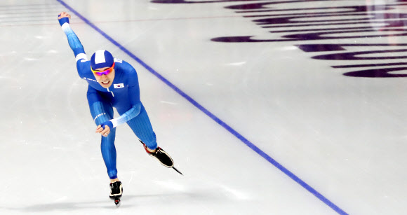 [올림픽] 결승선 통과하는 이승훈